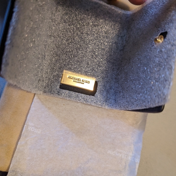 Michael Kors Collection Wallet - Picture 5 of 9